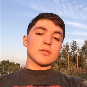 Meet your Posher, Dylan